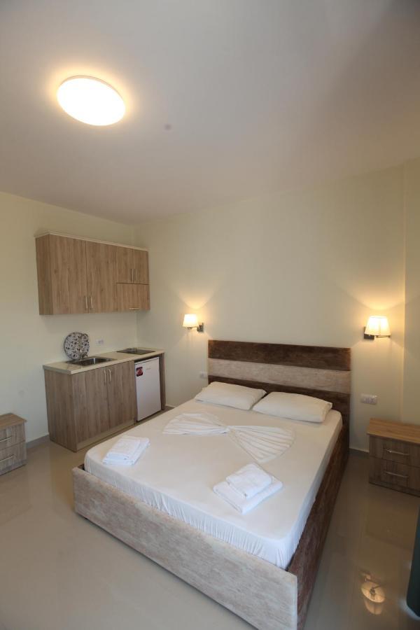 קסאמיל Hotel Golden מראה חיצוני תמונה