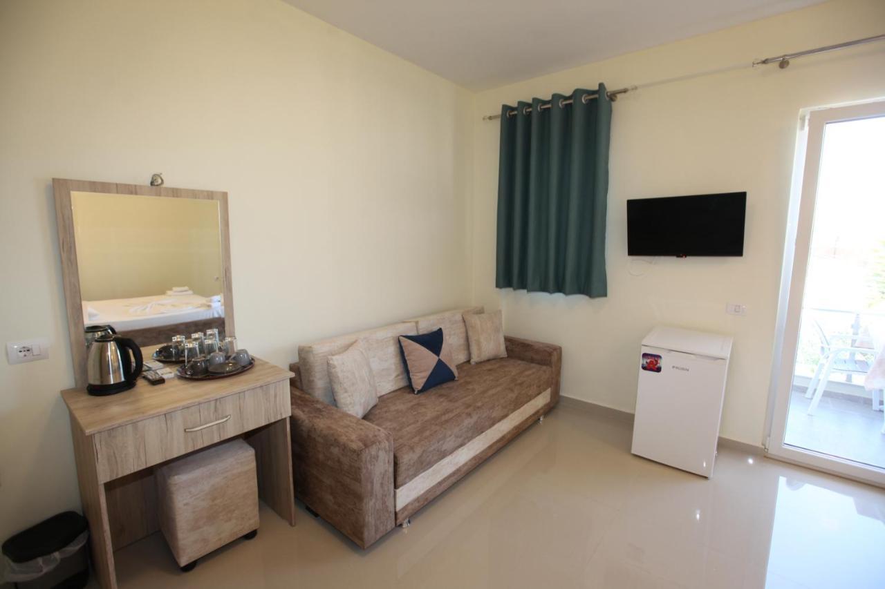 קסאמיל Hotel Golden מראה חיצוני תמונה