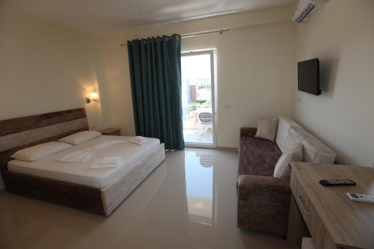 קסאמיל Hotel Golden מראה חיצוני תמונה